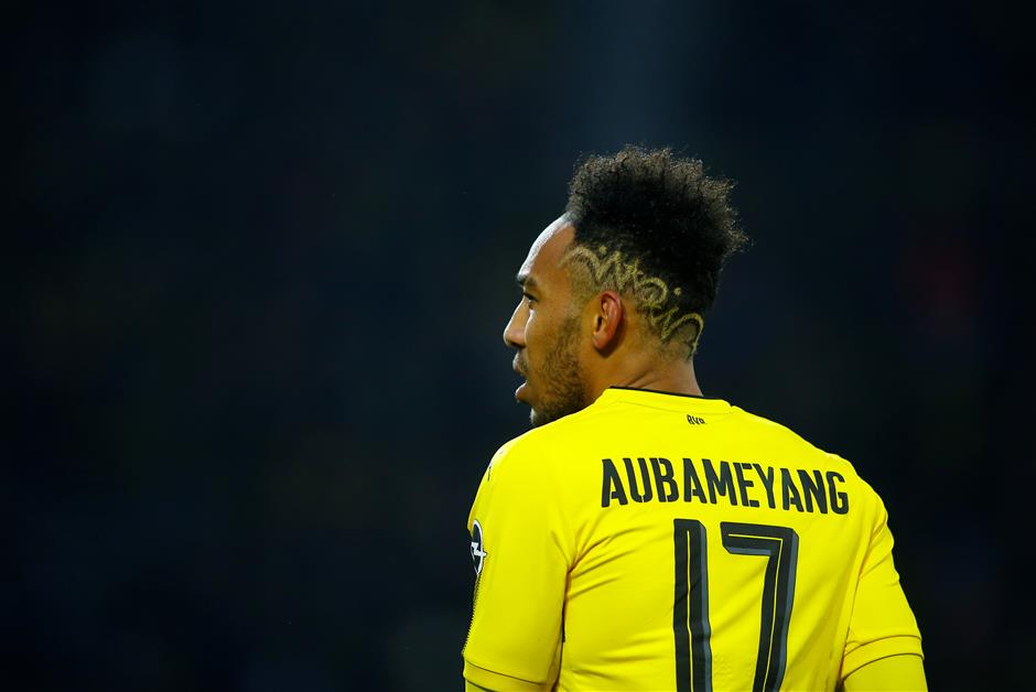 Chinese teams chase big-money Aubameyang