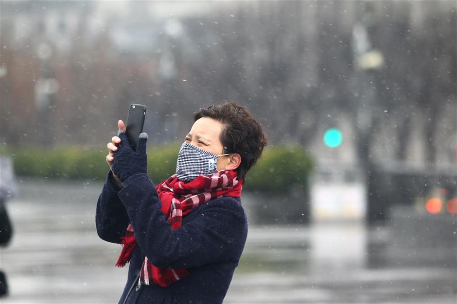 More snow on the way as Shanghai airports face delays