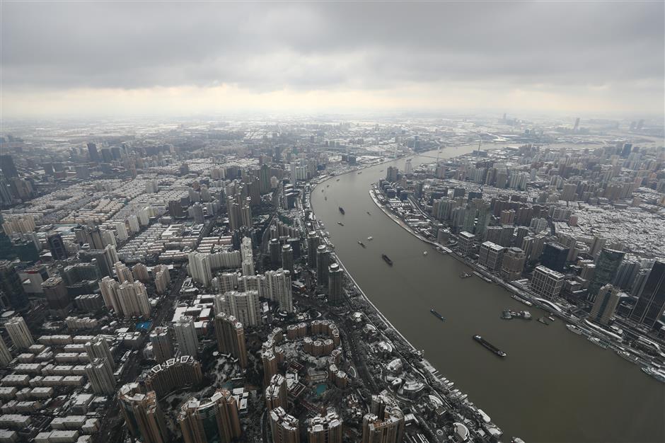 Snow-covered city a rare treat for Shanghai residents