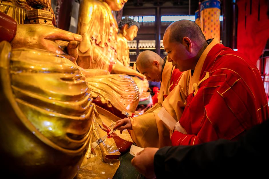 Renovated main hall of Jade Buddha Temple reopens