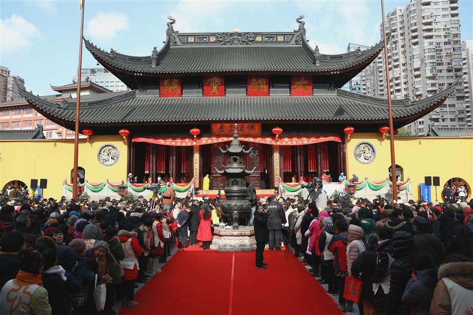 Renovated main hall of Jade Buddha Temple reopens