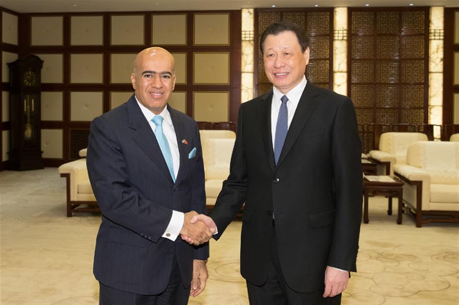 Shanghai mayor meets UAE ambassador to China