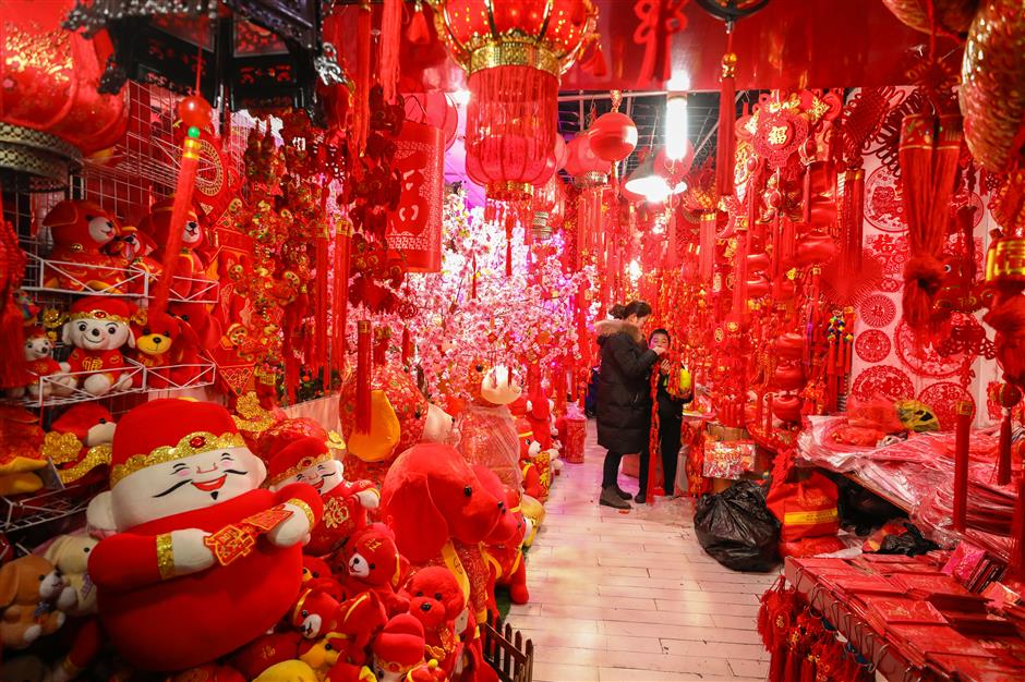 Spring Festival holiday retail sales expected to rise 10%