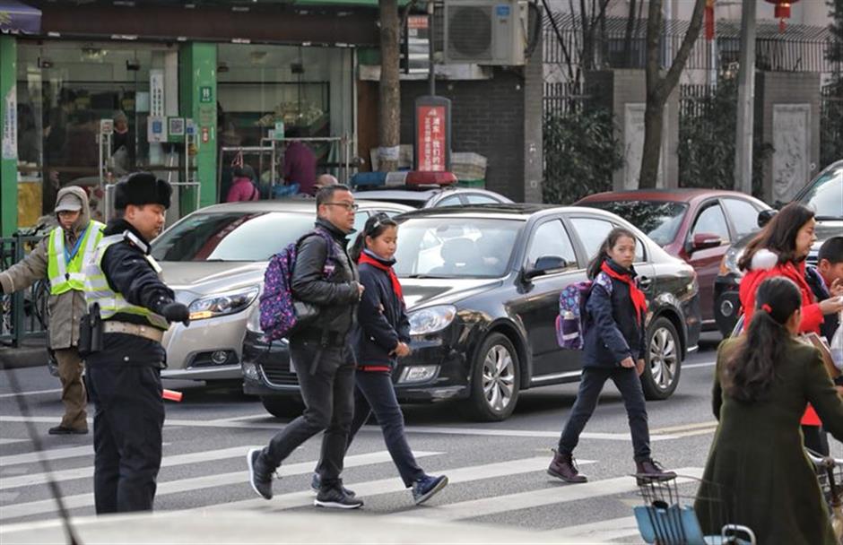 Police and parents help ensure student safety on first day of term