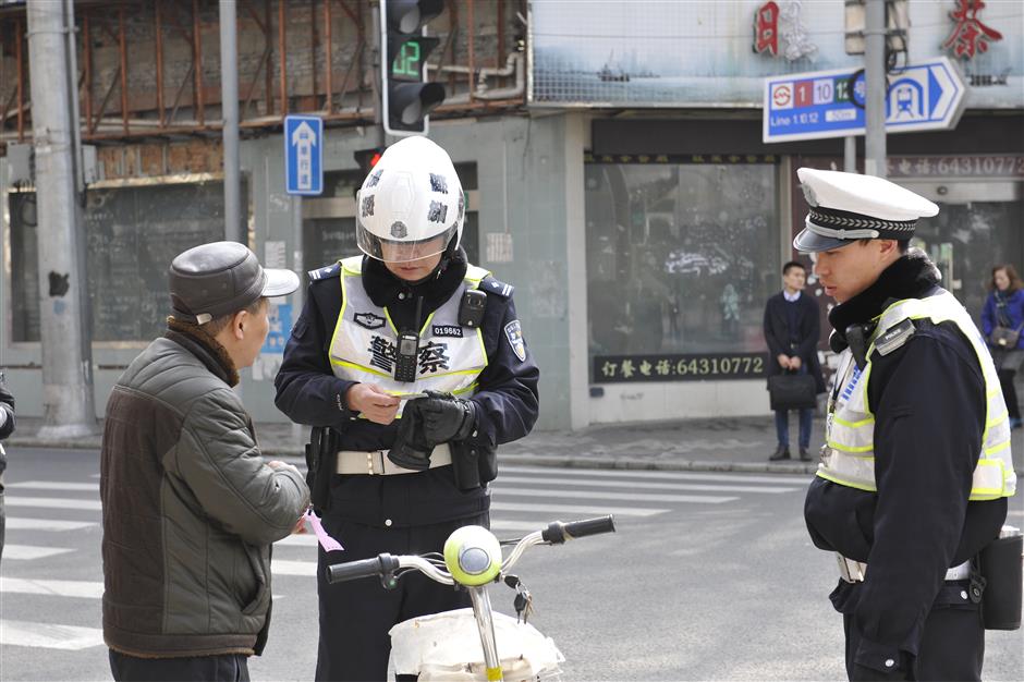 Traffic police work at district borders to streamline law enforcement