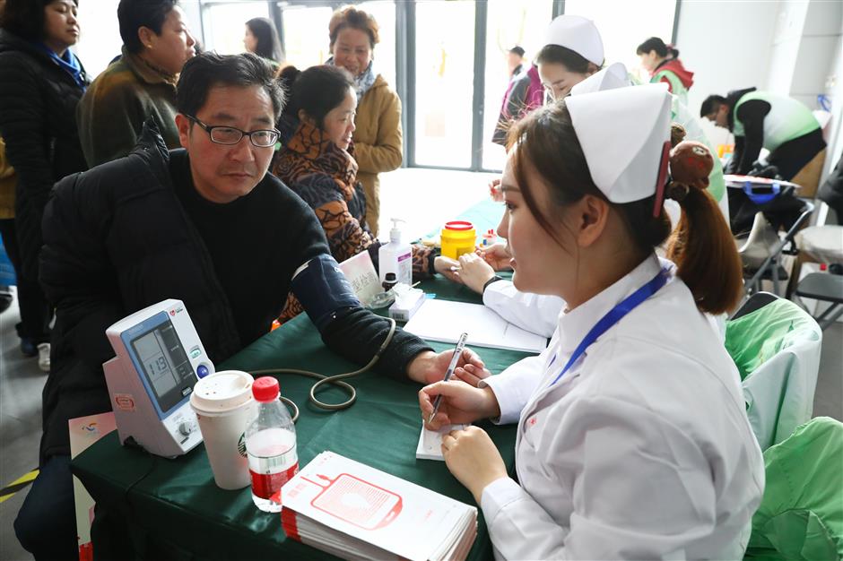 Free medical consultation on Lei Feng Day