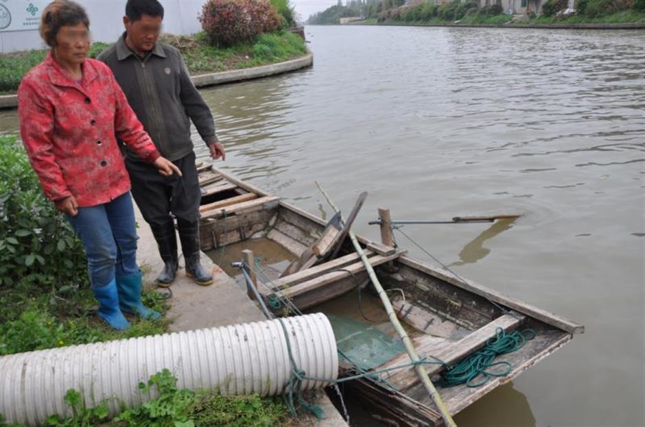 Police crack down on illegal fishing during ban period