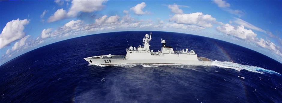 President Xi reviews navy in South China Sea