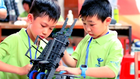 Computer programming education goes viral in China - SHINE News