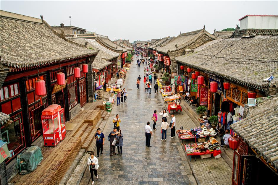 Chinese ancient town says no to disturbing smell of foods