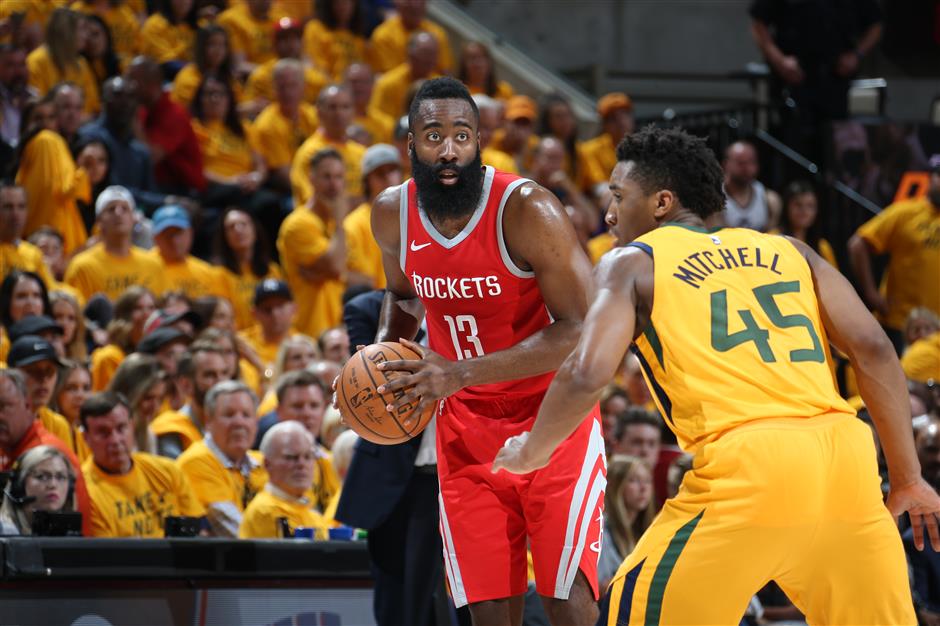 Rockets clamp down on Jazz for 3-1 series lead