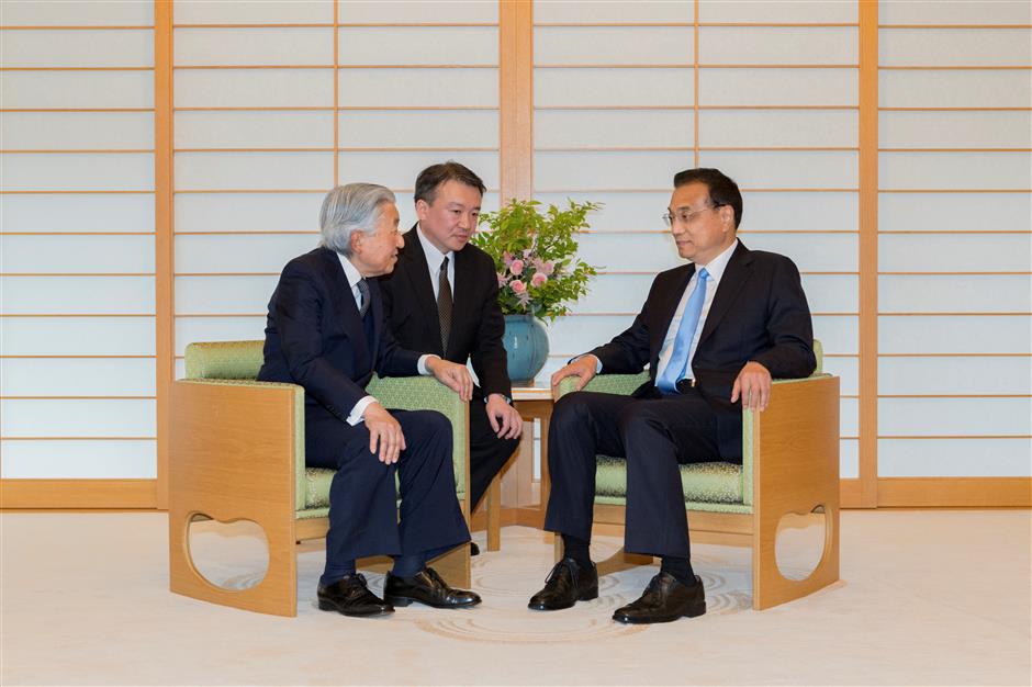 Chinese premier calls for new progress of China-Japan ties