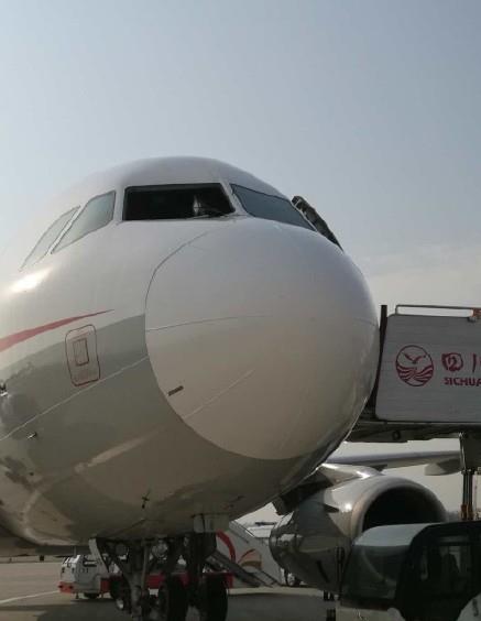 Plane makes emergency landing after windshield blows out