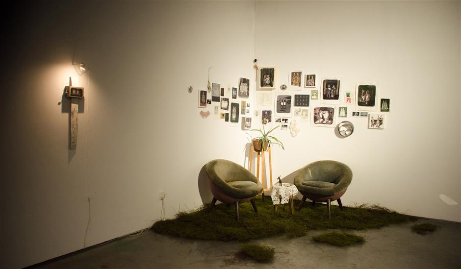 Artist's attempt at deconstructing self-identity in his 'Living Room'