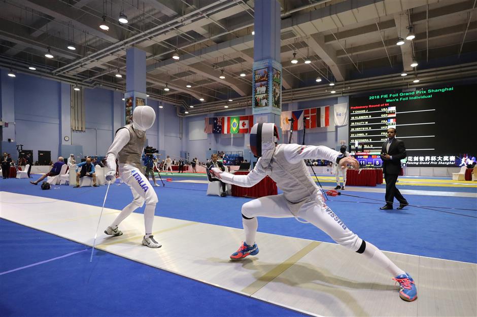 300 fencers from 31 countries compete in Jing'an District