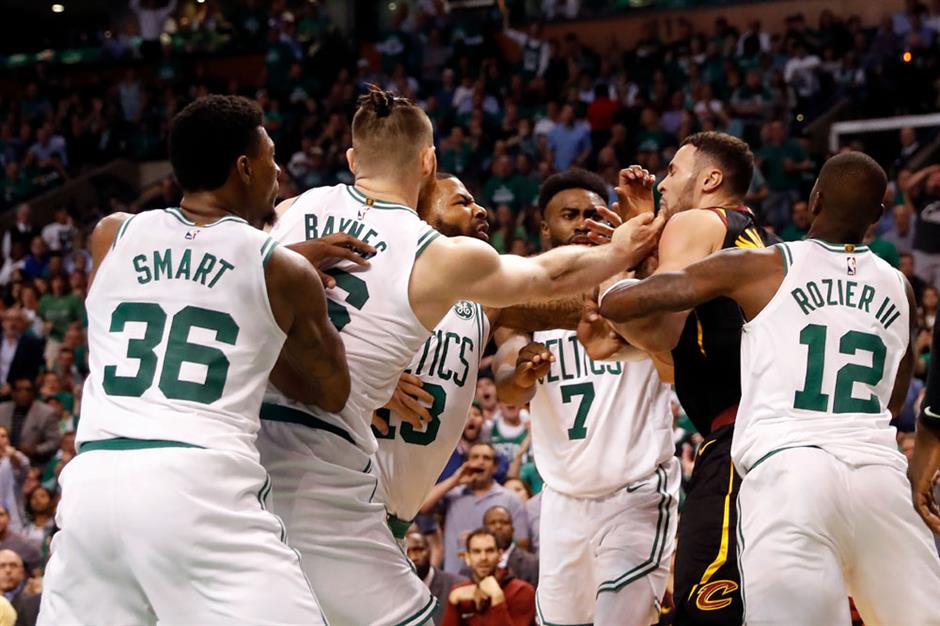 Celts push Cavs to brink