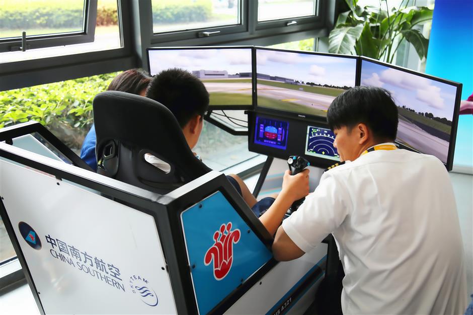 Autistic children invited to try A320 simulator