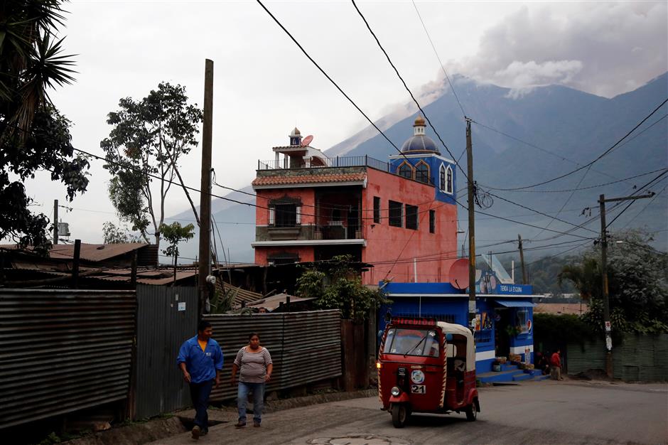 Guatemala volcano eruption kills 25