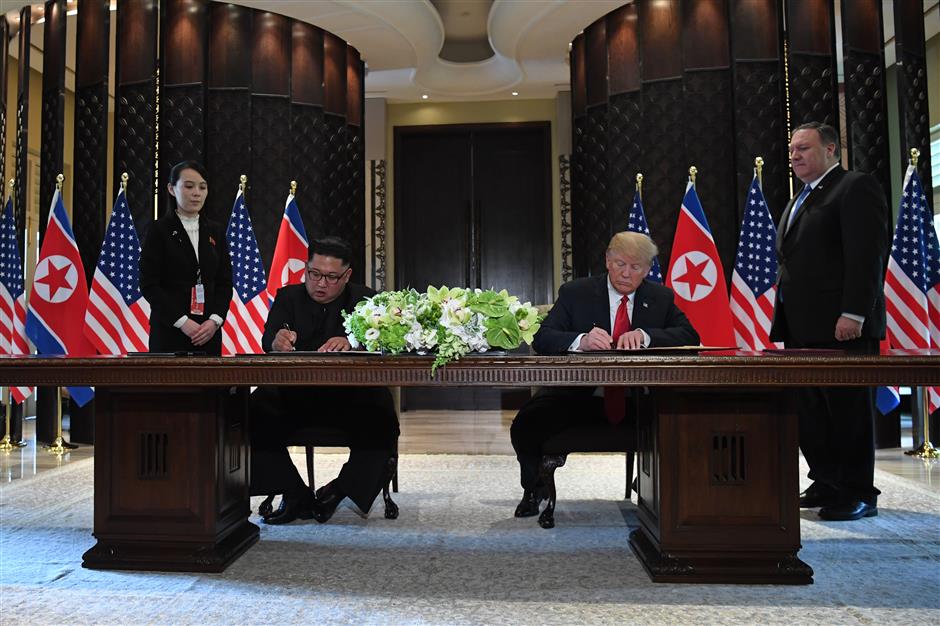 Kim, Trump sign 'important' 'comprehensive' document