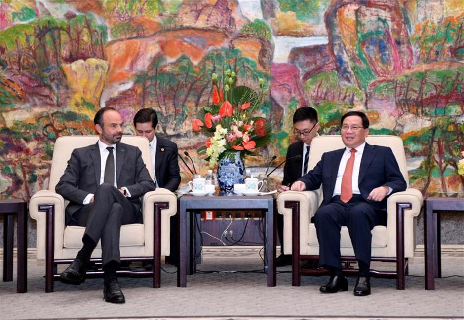 Shanghai Party chief meets French prime minister