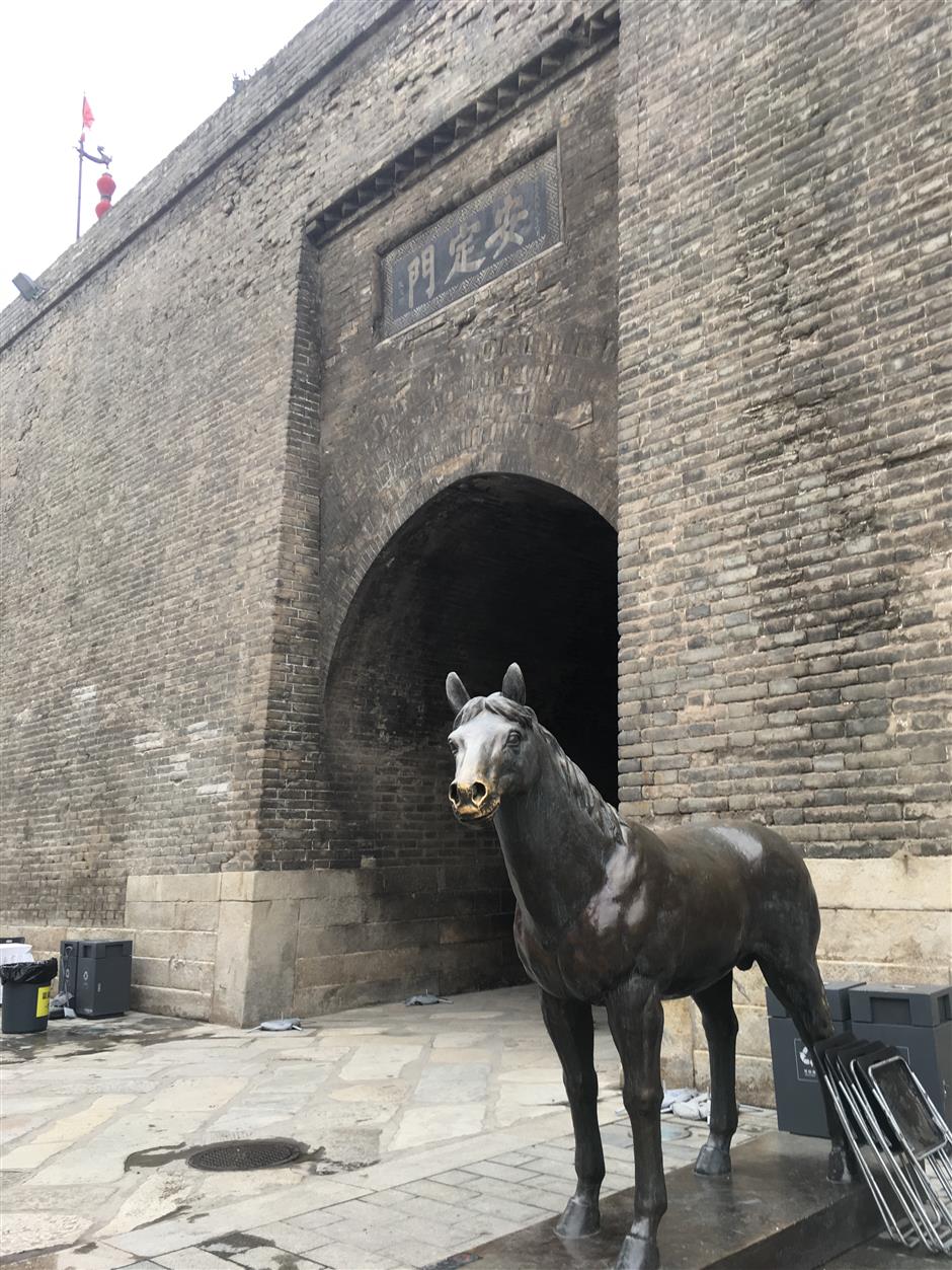 Looking beyond the Terracotta Warriors