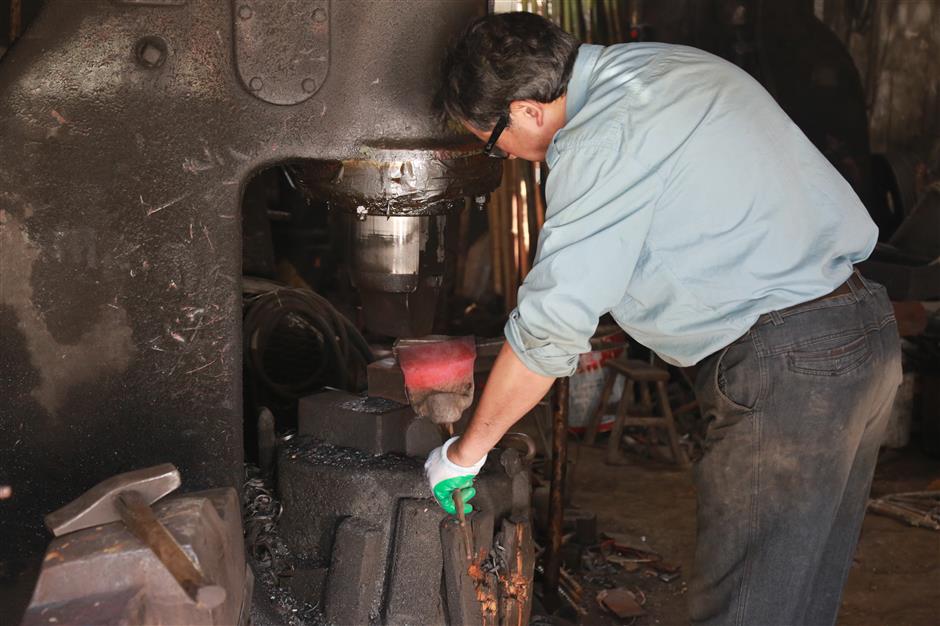 District works to preserve skills of city's last remaining blacksmiths