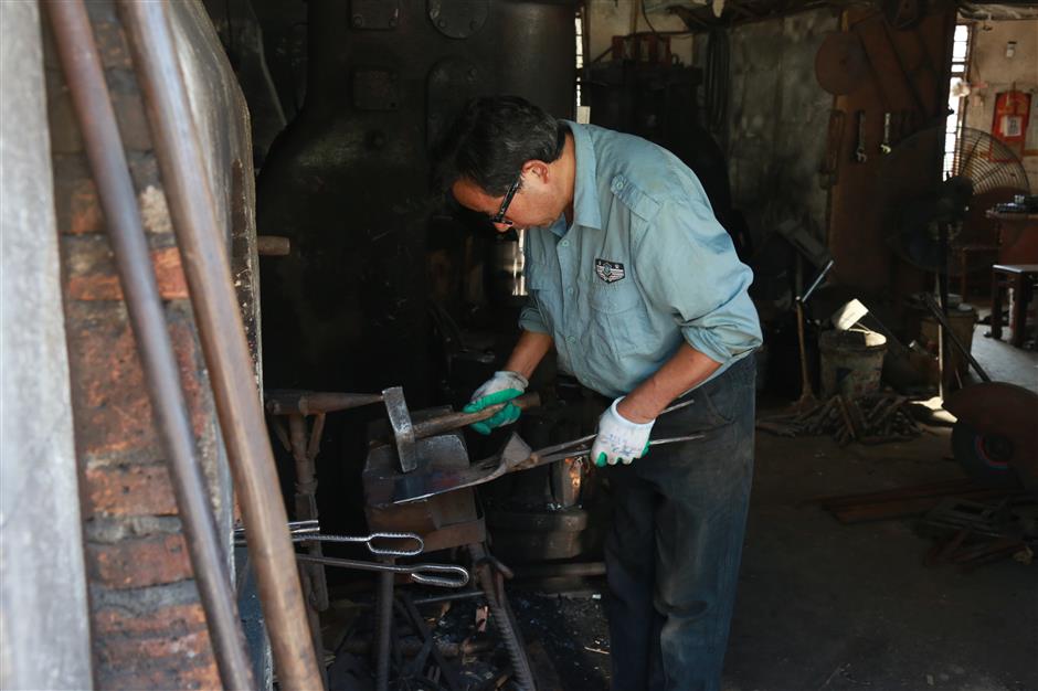 District works to preserve skills of city's last remaining blacksmiths