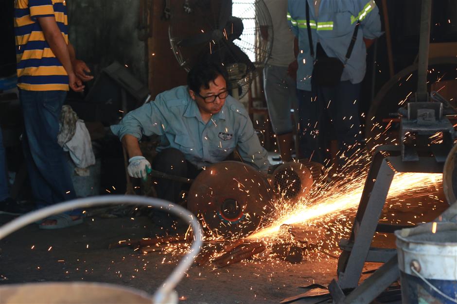 District works to preserve skills of city's last remaining blacksmiths