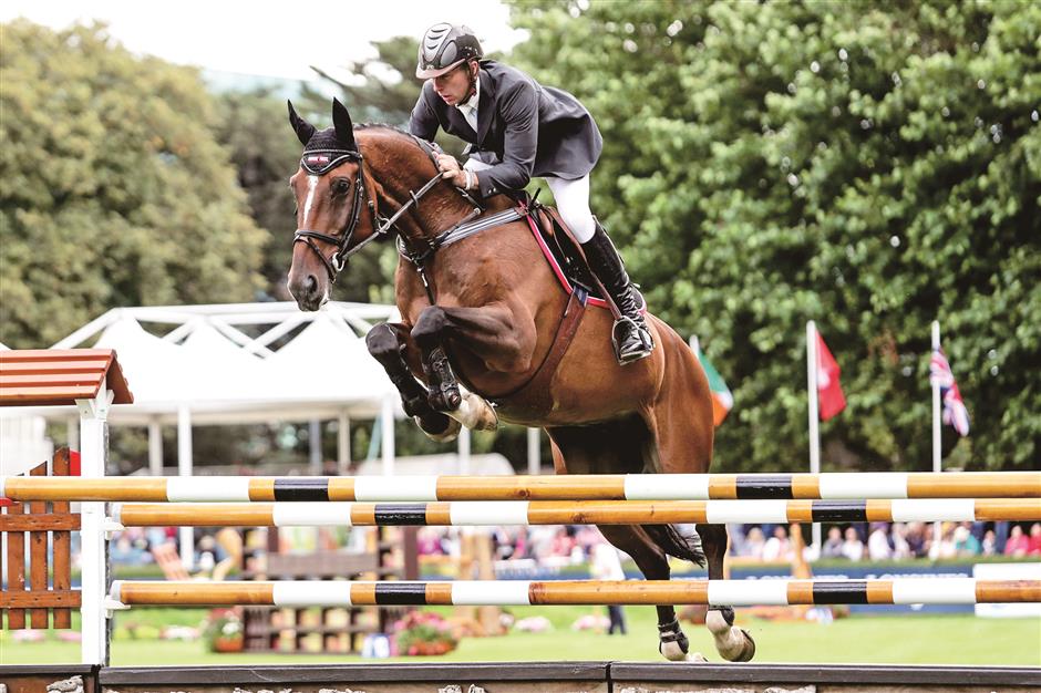 Century-old famed horse show attracts huge visitors