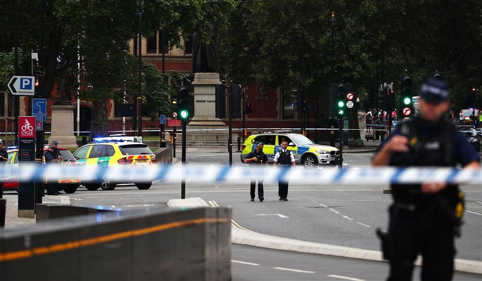 'Number of pedestrians' injured by car outside UK parliament: police