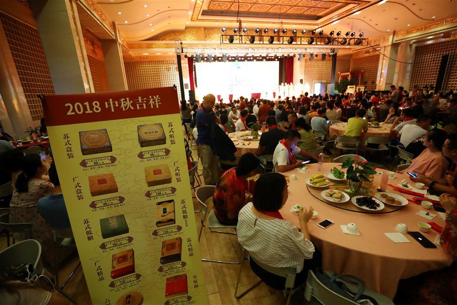 Temple offers vegetarian mooncakes