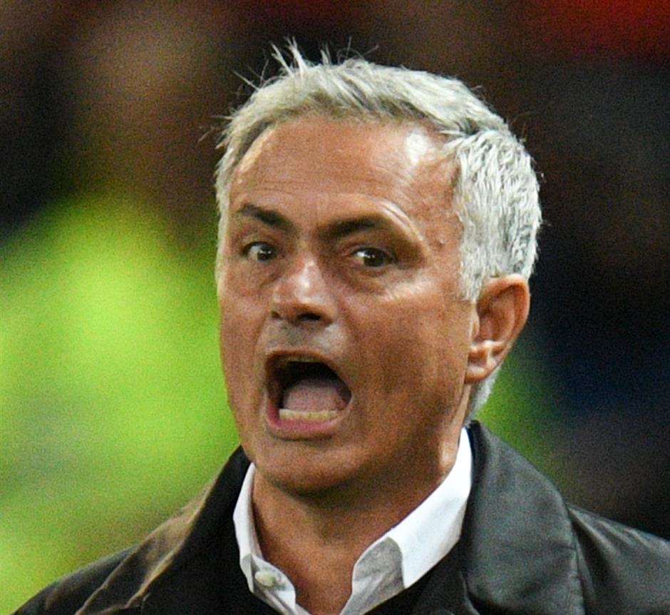 Mourinho hits back after Spurs loss