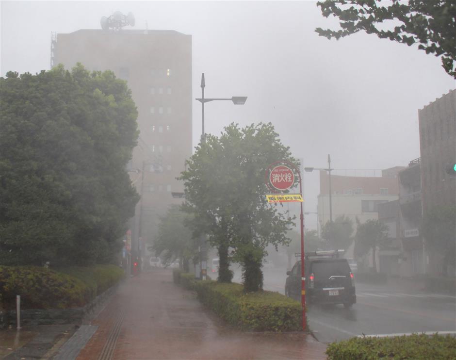 2 killed, scores injured as most powerful typhoon in 25 years strikes Japan