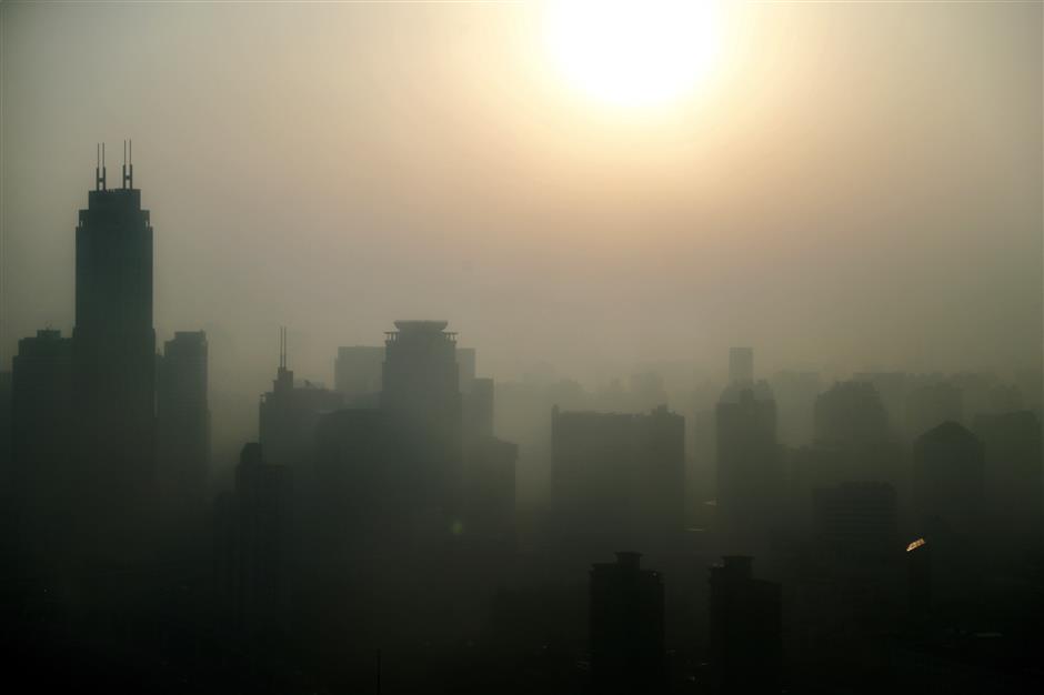 Vulnerable groups should stay inside as 'light smog' blankets Shanghai