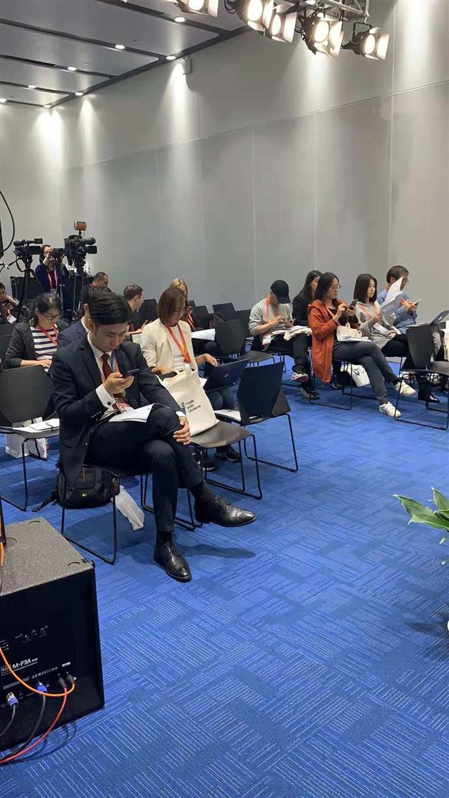 Journalists make the news at expo