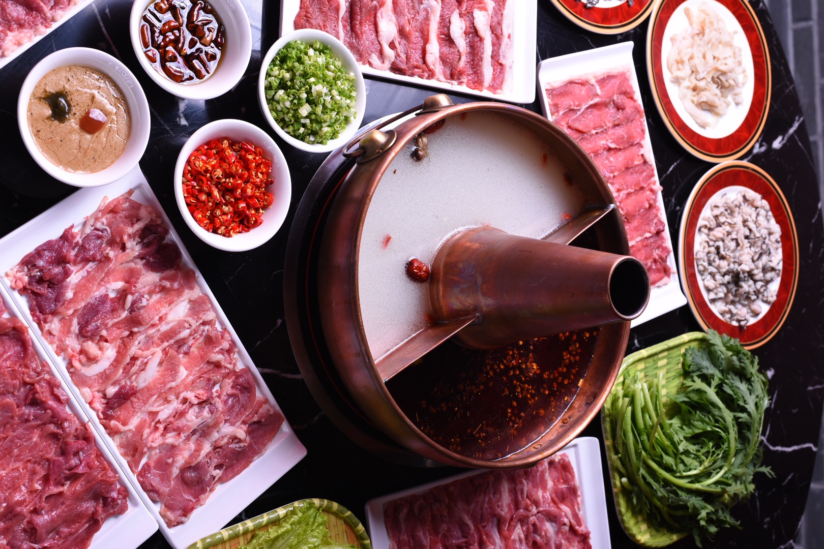 Creating authentic culinary hotpot taste of Beijing SHINE News