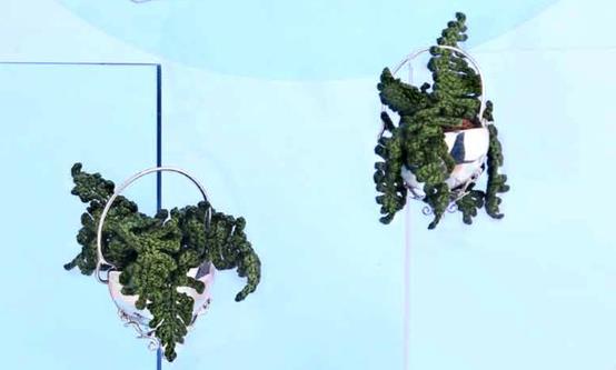 Art, craft come together at contemporary jewelry exhibit