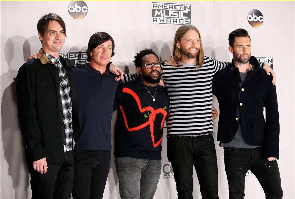 Maroon 5 announced as Super Bowl half-time performers