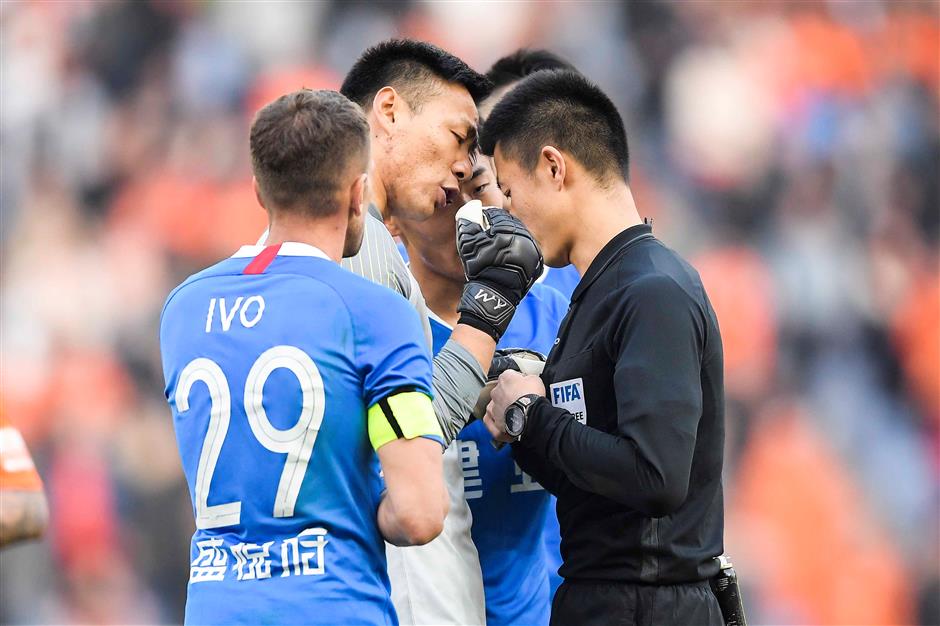 Chinese FA to probe top ref after controversial draw