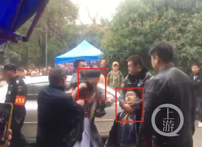 Wuhan University defends action of security guards