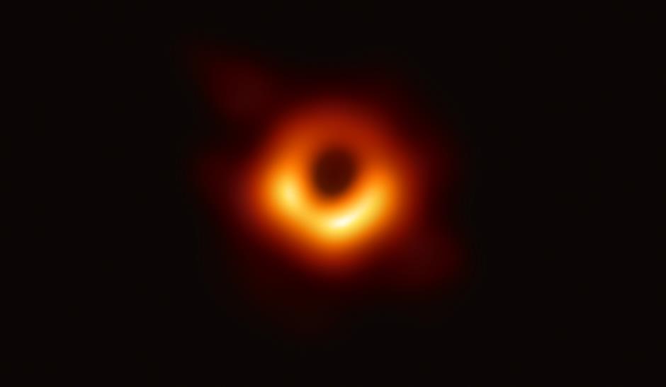 New light on a black hole