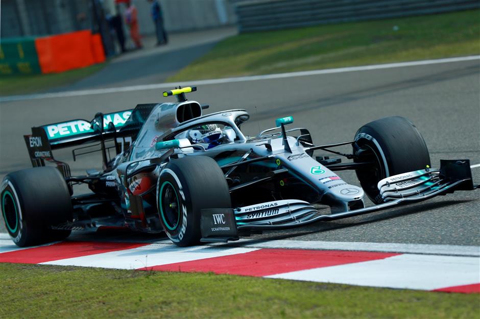 2019 Chinese Grand Prix: Bottas fastest in second practice