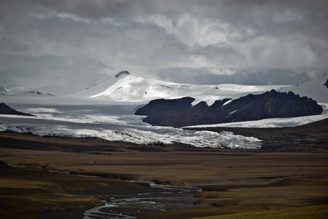 Tourists fined for illegally crossing nature reserve in Tibet