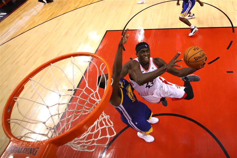 Toronto Raptors defeat Golden State in NBA Finals opener