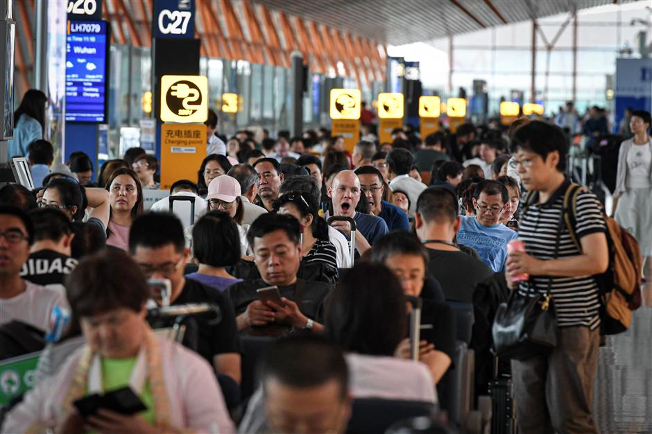 2m daily entry, exit trips expected for Dragon Boat Festival holiday