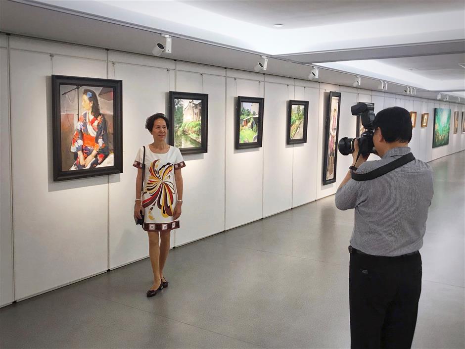 City artists display international vision