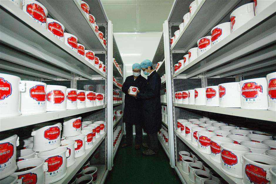 TCM pharmacy breaks the mould with herbal paste system