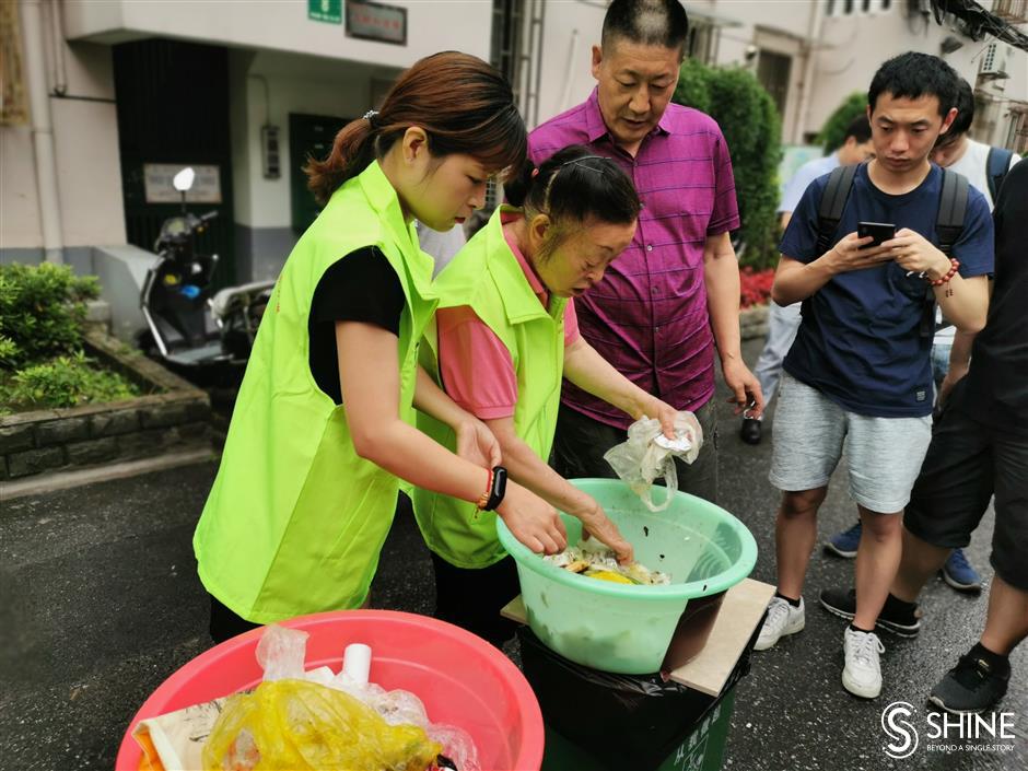 Garbage sorting made easy