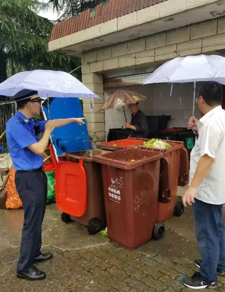 Supermarket slapped with US$4,350 fine over improper trash sorting