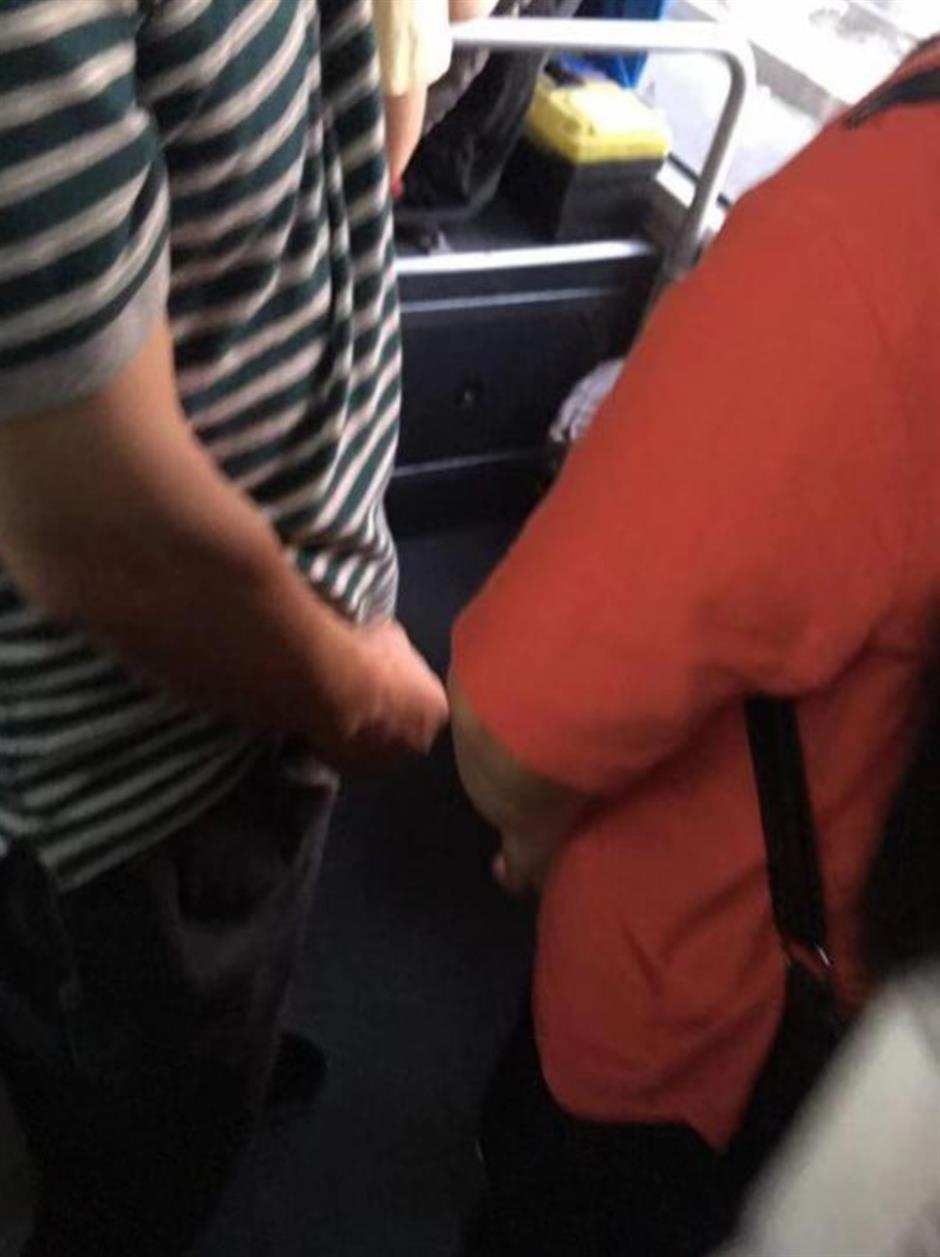 manheldforindecencytowardwomanonbus